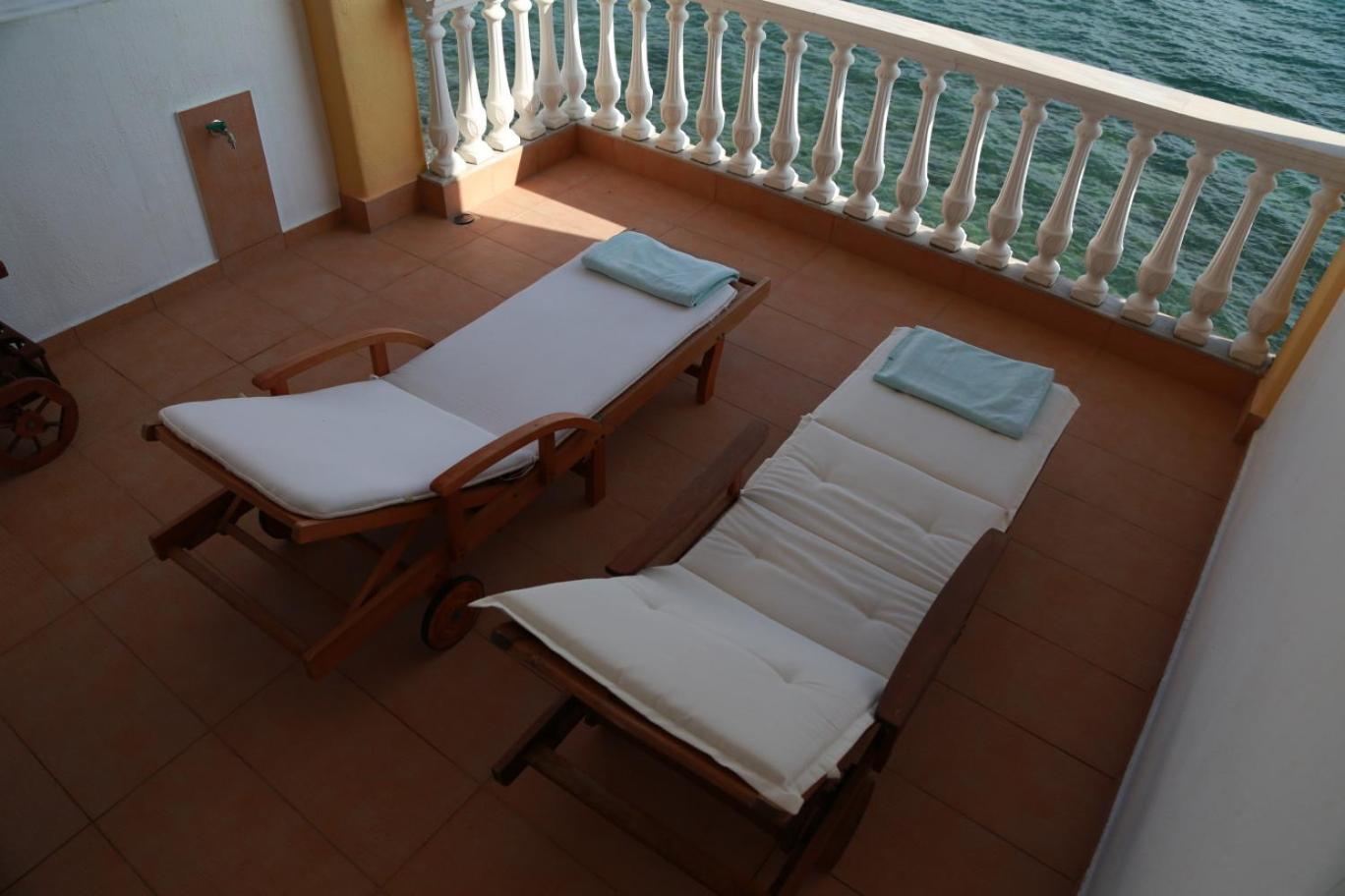 George & Katerina Houses Paralia Dionysiou Exterior photo