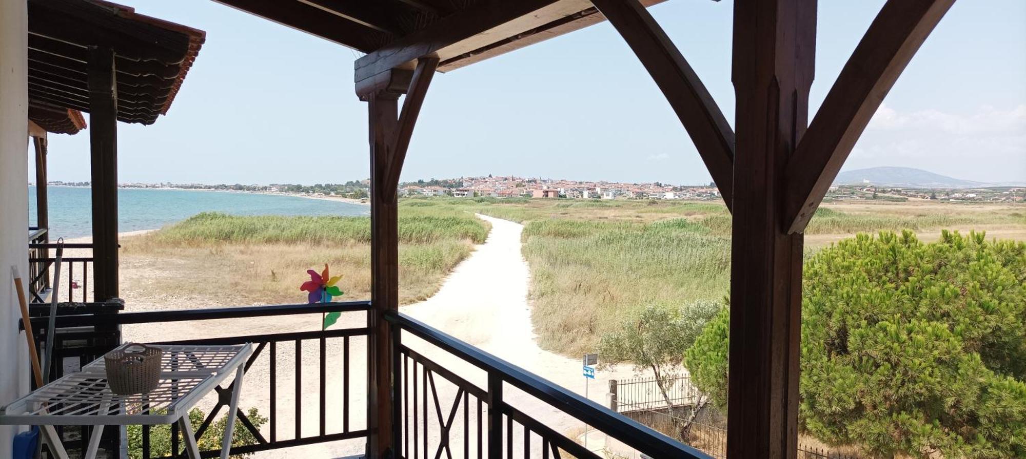 George & Katerina Houses Paralia Dionysiou Exterior photo