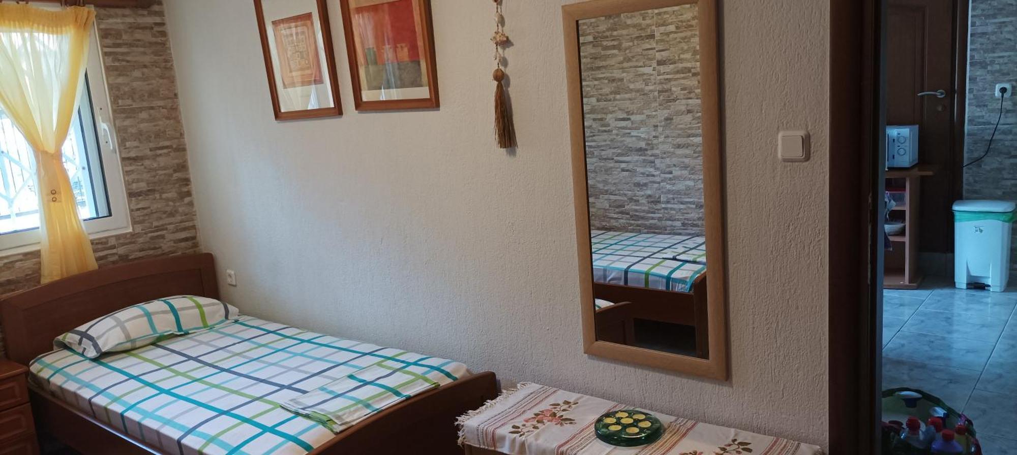George & Katerina Houses Paralia Dionysiou Room photo