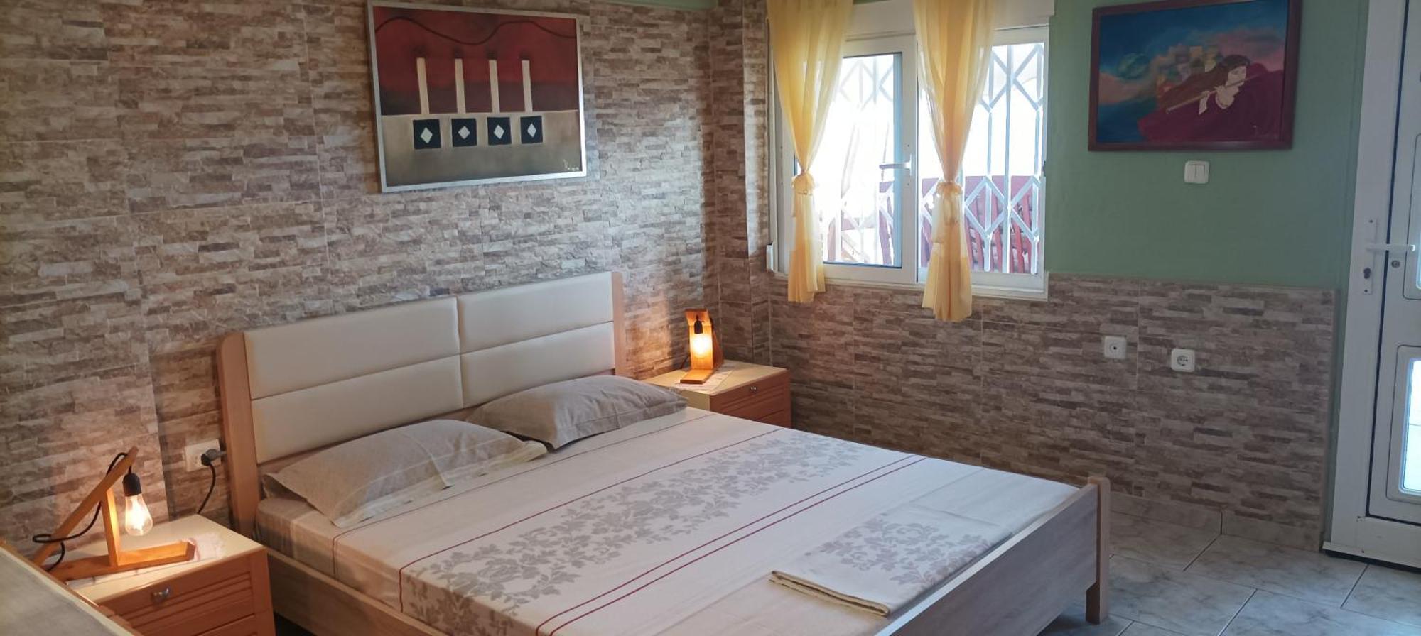 George & Katerina Houses Paralia Dionysiou Room photo